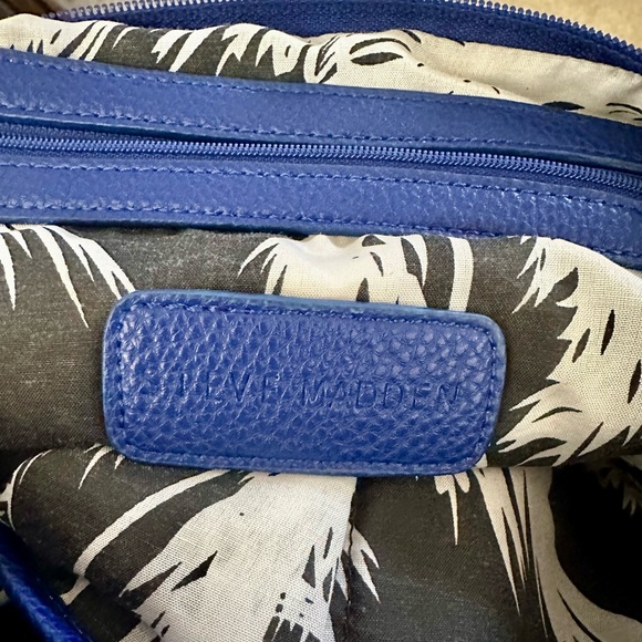 Steve Madden shoulder or crossbody bag - Picture 5 of 5